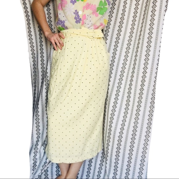 VINTAGE Yellow Polka Dot Midi Skirt - Picture 2 of 7